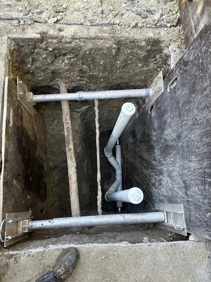 Experienced plumber completing Gas Line Repair work in Texas City